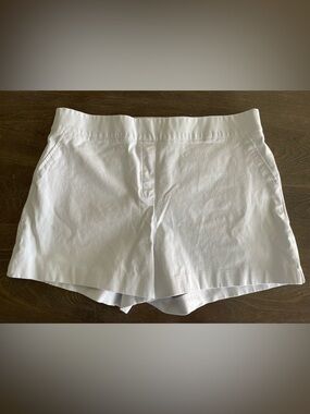 Spanx White Shorts On the Go Size 1X